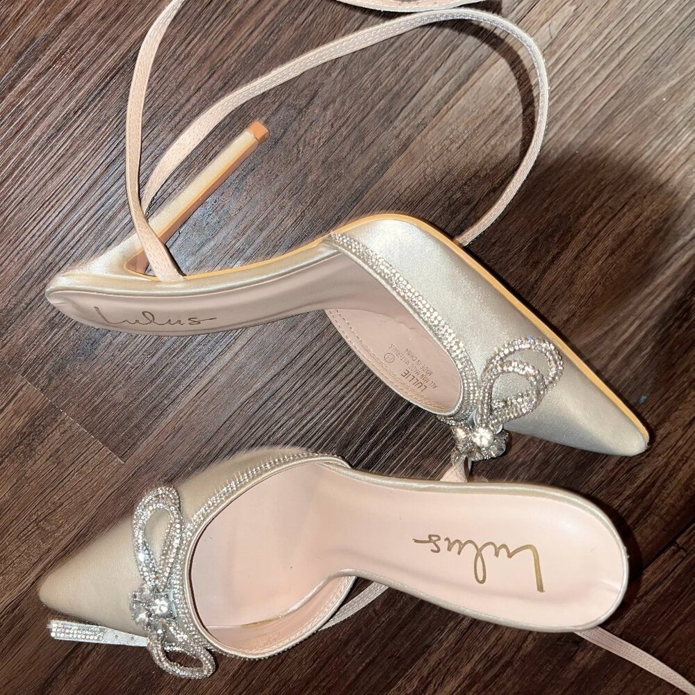 White Lulus Pointed Heels with Faux Jewel Bow, Size 8.5 – Worn Once, Like New